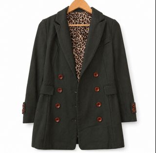 (Category: ) located in . Submitted by alina.closet (Listing ID 1452758155, Image 1). Description: .