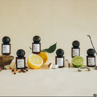 （分類：）位於 。 由 livingthingsss 提交（商品編號 1452779519，圖片 1）。簡介： 。