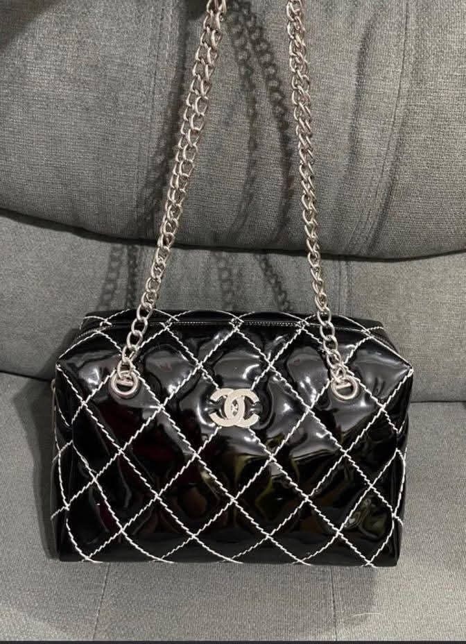 Vintage CC Wildstitch Chain Shoulder Bag (Category: Shoulder Bags) located in Quezon City. Submitted by luxxechic (Listing ID 1452847342, Image 2). Description: patent leather looks new no issue actual photo posted japan preloved mop: gcash.