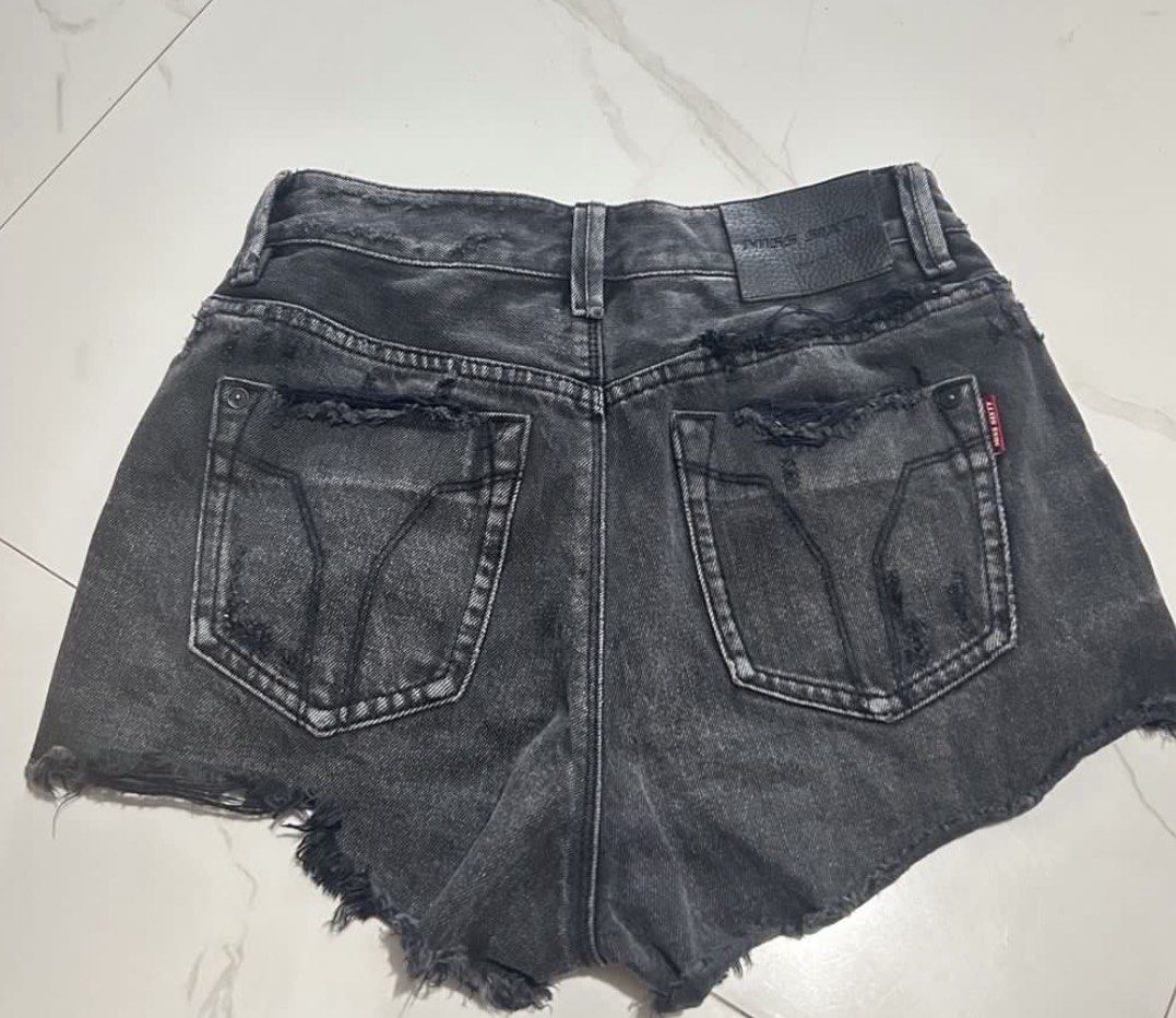 Vintage miss sixty Y2K short (Category: Shorts) located in Bauang. Submitted by alyssaaaamm (Listing ID 1452858298, Image 2). Description: S24 on tag .