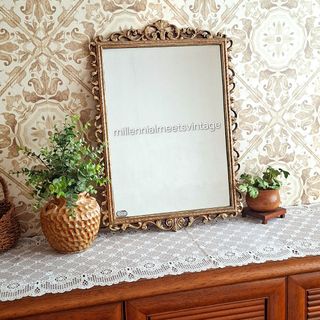 (Category: ) located in . Submitted by millennialmeetsvintage (Listing ID 1452789938, Image 1). Description: .
