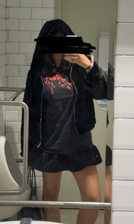 (Category: ) located in . Submitted by dresscrumbs (Listing ID 1452728708, Image 1). Description: .