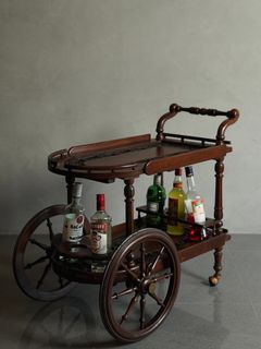 (Category: ) located in . Submitted by recalibrate.furniture (Listing ID 1452756977, Image 1). Description: .
