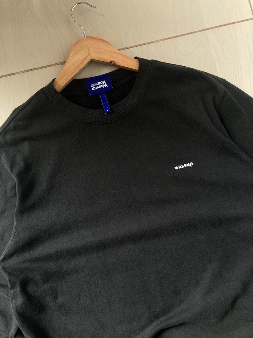 Wassup Crewneck (Category: Activewear) located in Candelaria. Submitted by lokisthrift_08 (Listing ID 1452725650, Image 2). Description: Excellent Condition Dimension 22x27 Color rate 9/10 or better No issue.
