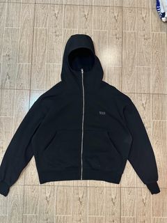 (Category: ) located in . Submitted by rthriftshoppp (Listing ID 1452842471, Image 1). Description: .