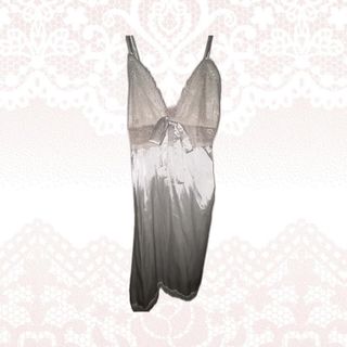 （分類：）位於 。 由 sweetdreamzzz.ovo 提交（商品編號 1452853074，圖片 1）。簡介： 。