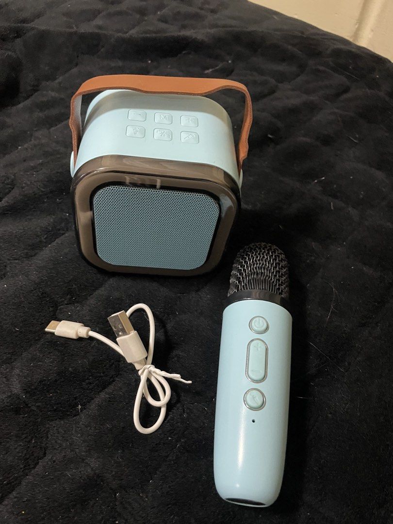 Wireless Karaoke Mic Speaker Bluetooth Mini Portable Pastel Blue (Category: Soundbars, Speakers & Amplifiers) located in San Juan, La Union. Submitted by nicaaas (Listing ID 1452801406, Image 1). Description: - no issues - mic & speaker working - inclusions: Speaker, Microphone, Cord Cable, Manual.
