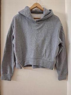 (Category: ) located in . Submitted by closet_collection_ (Listing ID 1452826822, Image 1). Description: .