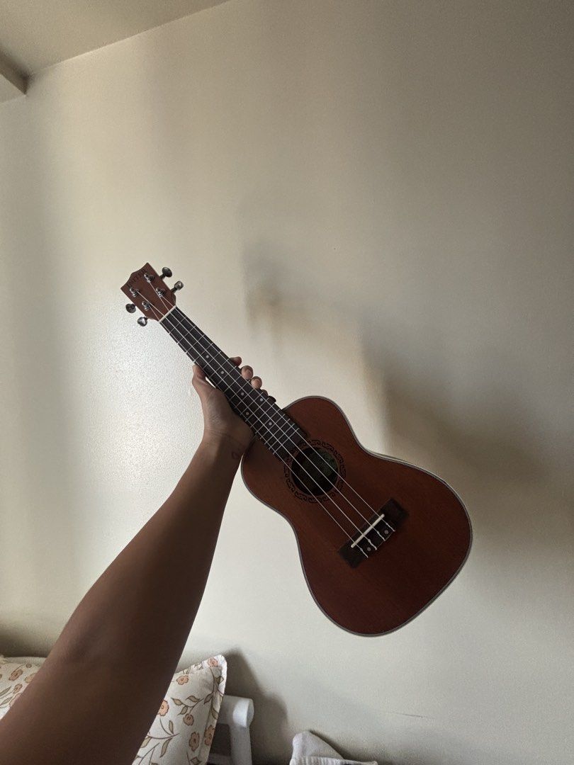 Initer Ukulele (Category: Musical Instruments) located in Malabon City. Submitted by jesabibi (Listing ID 1452745771, Image 2). Description: - Wooden ukulele - INITER -with case .