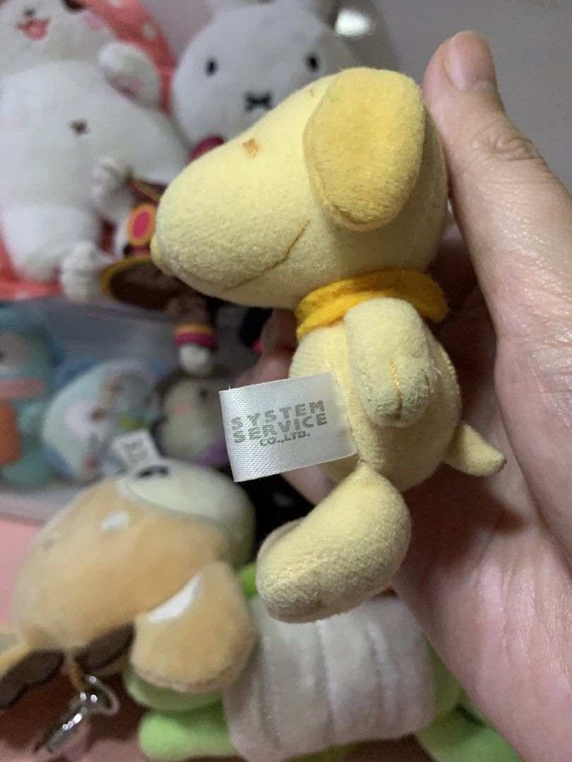 Yellow Snoopy plush mascot keychain (Category: Plushies & Soft Toys) located in Rizal. Submitted by heypapermoon (Listing ID 1452799694, Image 3). Description: Yellow Snoopy plush mascot keychain With etiketa With minimal stain Preloved item Manage your expectation RFS: declutter Message me here for any question regarding the item.