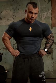 (Category: ) located in . Submitted by rethreadsactivewear (Listing ID 1452803138, Image 1). Description: .