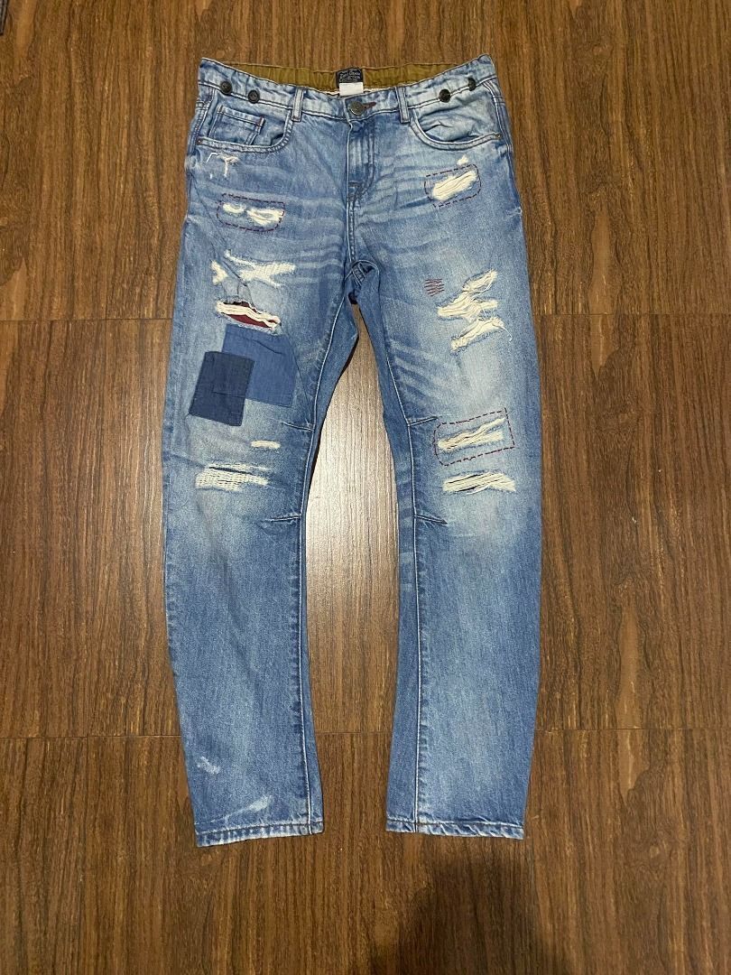 Zara Denim Patchwork Boro Style Pants 28/30 (Category: Jeans) located in Antipolo. Submitted by bentakahitanoano (Listing ID 1452854497, Image 2). Description: Zara Distressed Denim Patchwork Boro Style Patchwork Distressed Jeans Still in good shape Zara boys but can fit 28-30 waist adult Kindly base on measurements Beautiful patchwork Measurements Waist 15.5 Rise 9 Thigh 10.5 Outseam 38 Inseam 27.5 Leg Opening 6 .