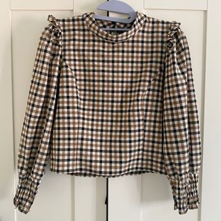(Category: ) located in . Submitted by shopsundayx (Listing ID 1452780476, Image 1). Description: .