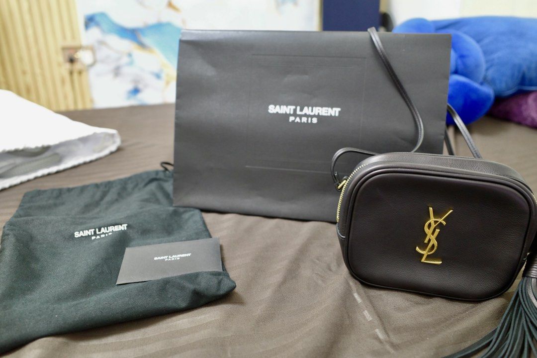 2016 YSL Blogger Bag (Category: Luxury Bags & Wallets) located in Subic. Submitted by ceej44 (Listing ID 1453038448, Image 2). Description: 2016 Authentic YSL Blogger Bag Well loved Complete Inclusions.