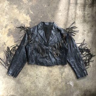 (Category: ) located in . Submitted by soyiwear (Listing ID 1453032721, Image 1). Description: .