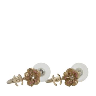 (Category: ) located in . Submitted by glampot (Listing ID 1452903966, Image 1). Description: .