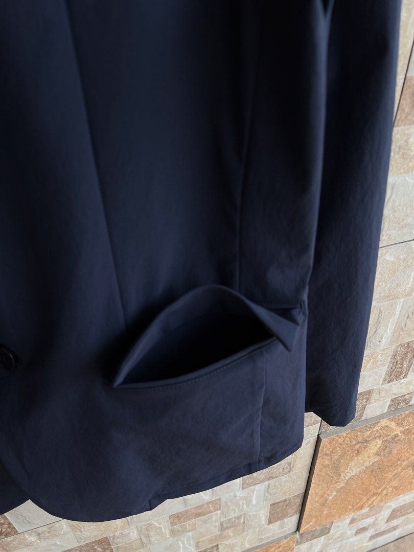 JOURNAL STANDARD - “ NON WRINKLE “ CLASSIC BLAZER (Category: Formal Shirts) located in Bacolod City. Submitted by timelessbyjosh (Listing ID 1452956856, Image 3). Description: BEST FOR CASUAL & FORMAL OUTFITS SIZE : MEDIUM ACTUAL COLOR : NAVY BLUE COLOR RATE : 10 OUT OF 10 CONDITION : NEAR NEW MATERIAL : 89 % NYLON & 11 % POLYURETHANE MADE IN : VIETNAM FLAWS : NONE DIMENSIONS LENGTH - 26 WIDTH ( ARMPIT TO ARMPIT ) - 19 SHOULDER TO SHOULDER - 18 S