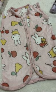 （分類：）位於 。 由 leeleebabies 提交（商品編號 1452945079，圖片 1）。簡介： 。