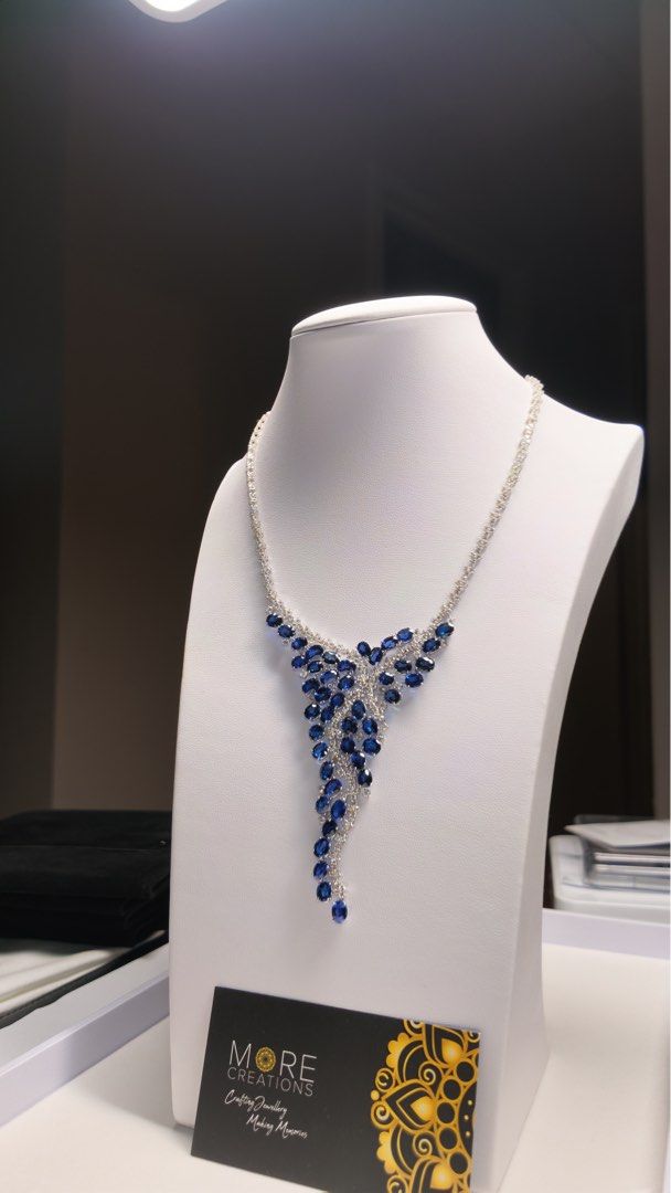 💎 Natural Heated Ceylon Royal Blue Sapphire & Diamond Necklace | 18K White Gold ✨ - 💎 天然加熱錫蘭藍寶石鑽石項鍊｜18K白金 ✨ （分類：頸鍊）位於 Hong Kong。 由 morecreations 提交（商品編號 1452982754，圖片 2）。簡介： 💎 Natural Heated Ceylon Royal Blue Sapphire & Diamond Necklace | 18K White Gold ✨ 💰 Sale Price: HK$250,000 Experience timeless elegance with this exceptional fine jewellery masterpiece, featuring vivid Natural Heated Ceylon Sapphires accented by brilliant Natural VVS Clar
