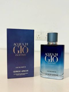 (Category: ) located in . Submitted by fragranceParfumdealer (Listing ID 1452920424, Image 1). Description: .