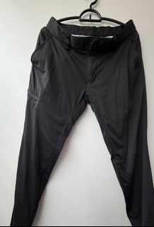 (Category: ) located in . Submitted by shop.amelia11 (Listing ID 1452886503, Image 1). Description: .