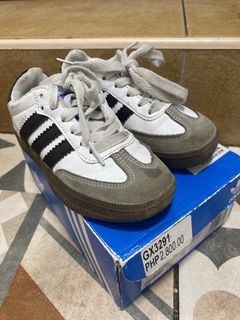 (Category: ) located in . Submitted by stockroompreloved (Listing ID 1452949991, Image 1). Description: .