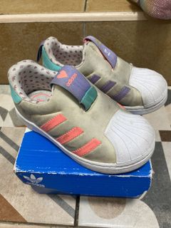 (Category: ) located in . Submitted by stockroompreloved (Listing ID 1452949759, Image 1). Description: .