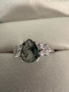 (Category: ) located in . Submitted by Discoverme (Listing ID 1452949717, Image 1). Description: .