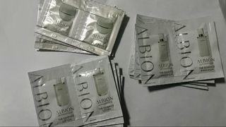 （分類：）位於 。 由 sharon_bigo 提交（商品編號 1452985588，圖片 1）。簡介： 。