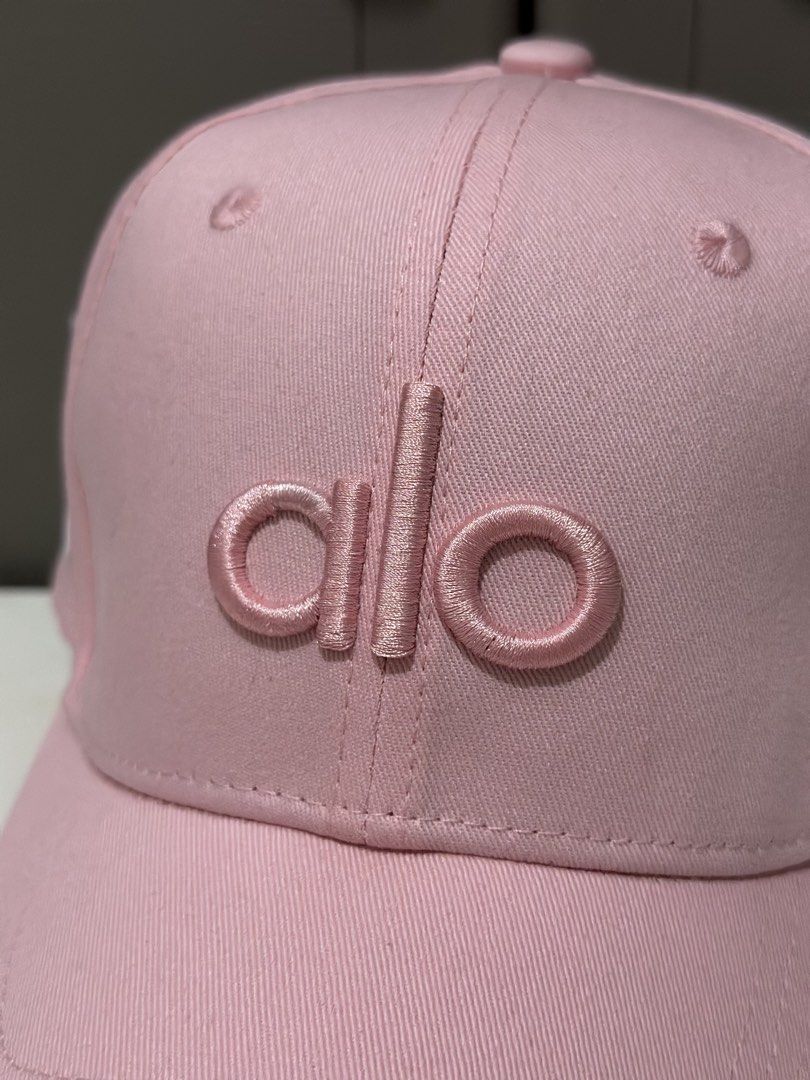 Alo Yoga Off-Duty Structured Pink Cap (Category: Caps & Hats) located in Muntinlupa City. Submitted by onetriplenine.alabang (Listing ID 1453008347, Image 2). Description: .