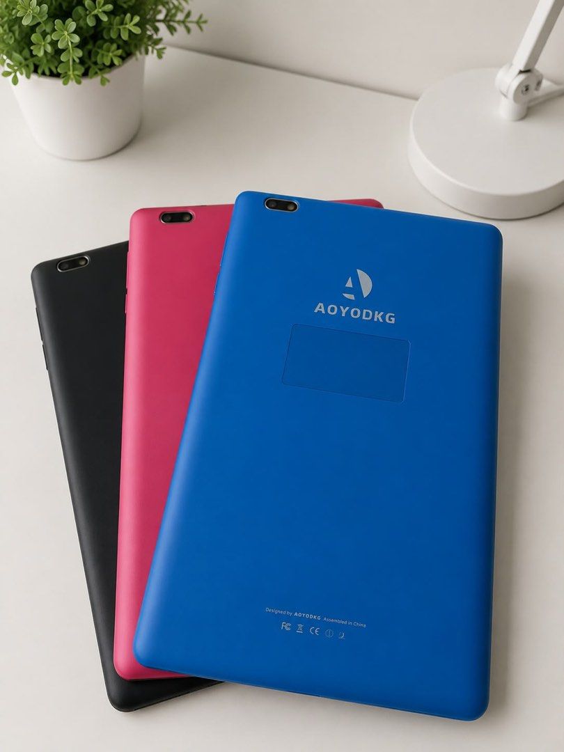 Android 10 version 8” （分類：平板電腦 - Android）位於 Hong Kong。 由 littledreamer89 提交（商品編號 1452883272，圖片 1）。簡介： 160$ each 8”screen Type C charger 32gb ROM version 10。