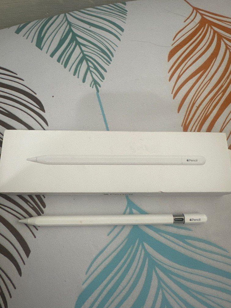 APPLE PEN USB-C (Category: Other Accessories) located in Manila. Submitted by _prelovedbyyan (Listing ID 1452907884, Image 1). Description: Reason for selling: want to upgrade my apple pencil.