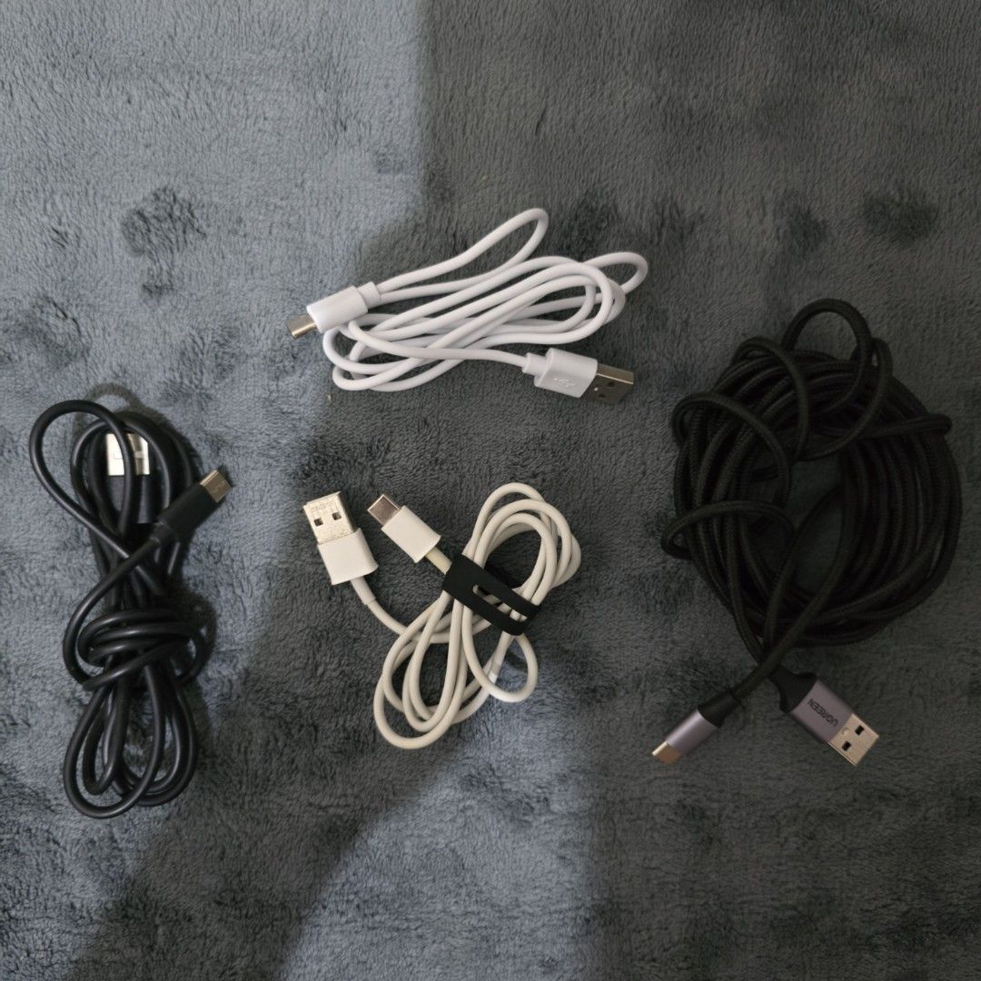 Assorted Charging Cables, Earphone Cases, and Earphones (Category: Earphones) located in Cagayan de Oro. Submitted by saintsora (Listing ID 1452878864, Image 2). Description: ✨ Decluttering Sale – Original Charging Cables, AIRPODS 2 PRO cases, and APPLE EARPHONES LIGHTNING✨ All cables are 100% original and fully functional. They've been used fairly, so please expect normal signs of wear from regular use. Perfect if you're looking for genuine repl