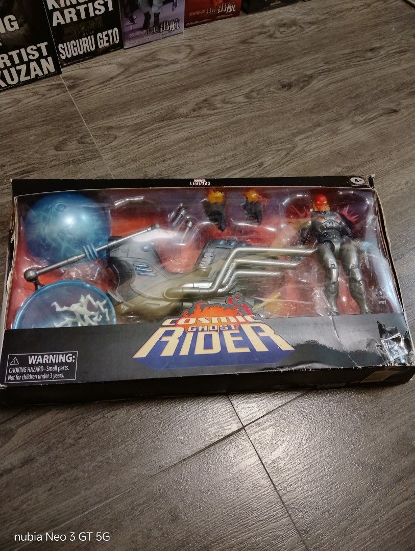 Authentic Marvel legends Cosmic Ghost Rider (Category: Figurines & Statues) located in Mabalacat. Submitted by babyjamil1919 (Listing ID 1452967385, Image 1). Description: Authentic back in box issue missing ung helmet nya na malinaw.