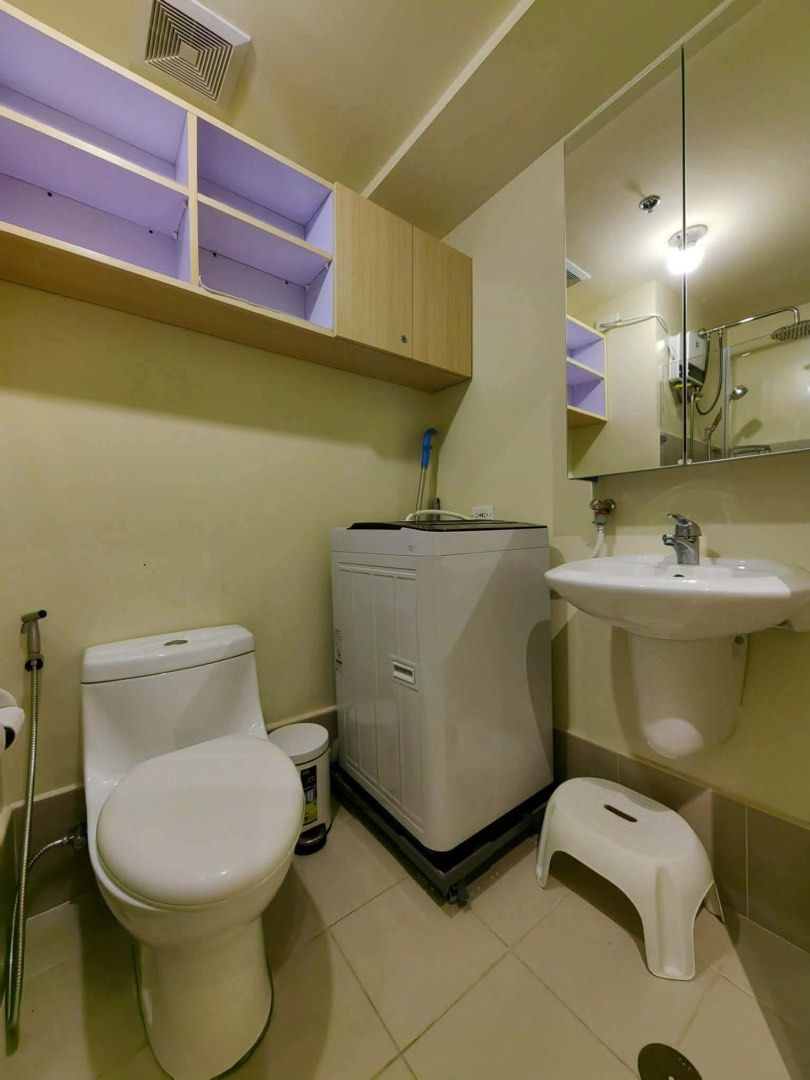 Avida vireo studio unit (Category: Apartments & Condos) located in San Juan City. Submitted by heartbaltazar (Listing ID 1452920996, Image 3). Description: Direct Listing Available September 5 24 sqm Studio Unit located on the 5th Floor, Tower 1, facing the pool. Fully furnished and located at Avida Vireo, Arca South, Taguig. Terms: 2 months security deposit, 1 month advance, and post-dated checks (PDCs) required..