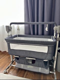 (Category: ) located in . Submitted by sofealaurent (Listing ID 1452900216, Image 1). Description: .