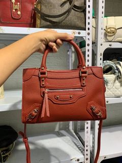 (Category: ) located in . Submitted by _prettysimplecollection (Listing ID 1453032341, Image 1). Description: .