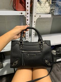 (Category: ) located in . Submitted by _prettysimplecollection (Listing ID 1453032456, Image 1). Description: .