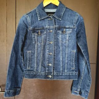 (Category: ) located in . Submitted by mytreasure137 (Listing ID 1452955382, Image 1). Description: .