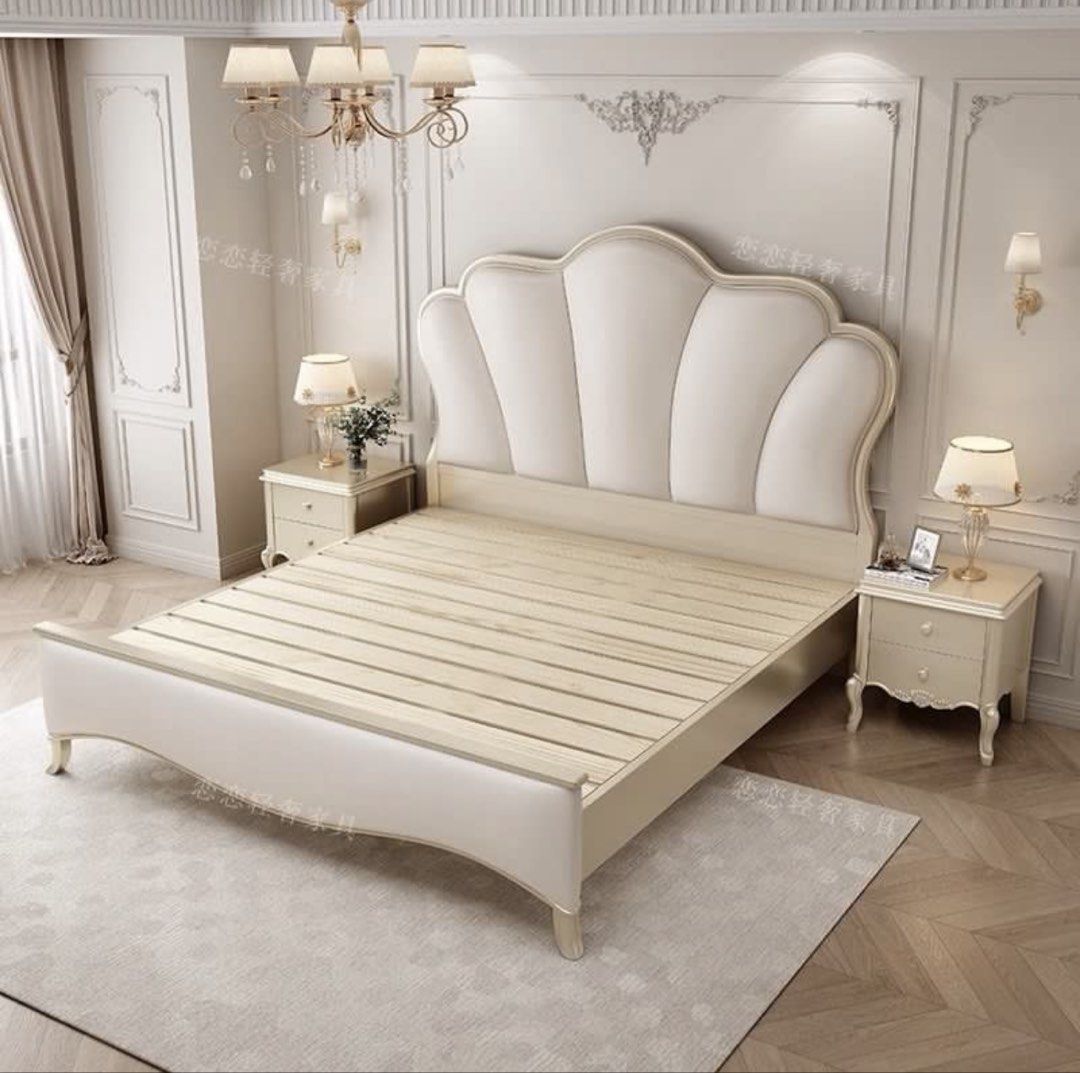 Bed Frames (Category: Bed Frames & Mattresses) located in Singapore. Submitted by liana9005003330 (Listing ID 1453024518, Image 2). Description: Size: 1.5m*1.8m.