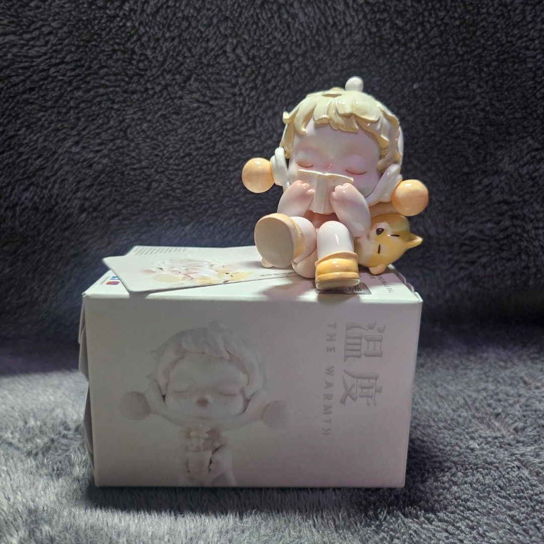 Blind Box - SKULLPANDA The Warmth (Wandering) (Category: Designer & Blind Box Toys) located in Quezon City. Submitted by al1en_rob0t (Listing ID 1452941048, Image 1). Description: PRICE: ₱500 EACH How to Order: Please message me with the item number you want to purchase or a screenshot of the item. Details: • Condition: New / Unboxed • MOD: LBC, J&T, SDD (shipping fee shouldered by buyer) - QC Area • MOP: GCash / MariBank.