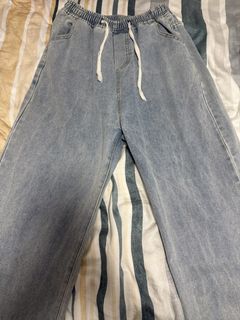 (Category: ) located in . Submitted by sotplugs (Listing ID 1452980882, Image 1). Description: .
