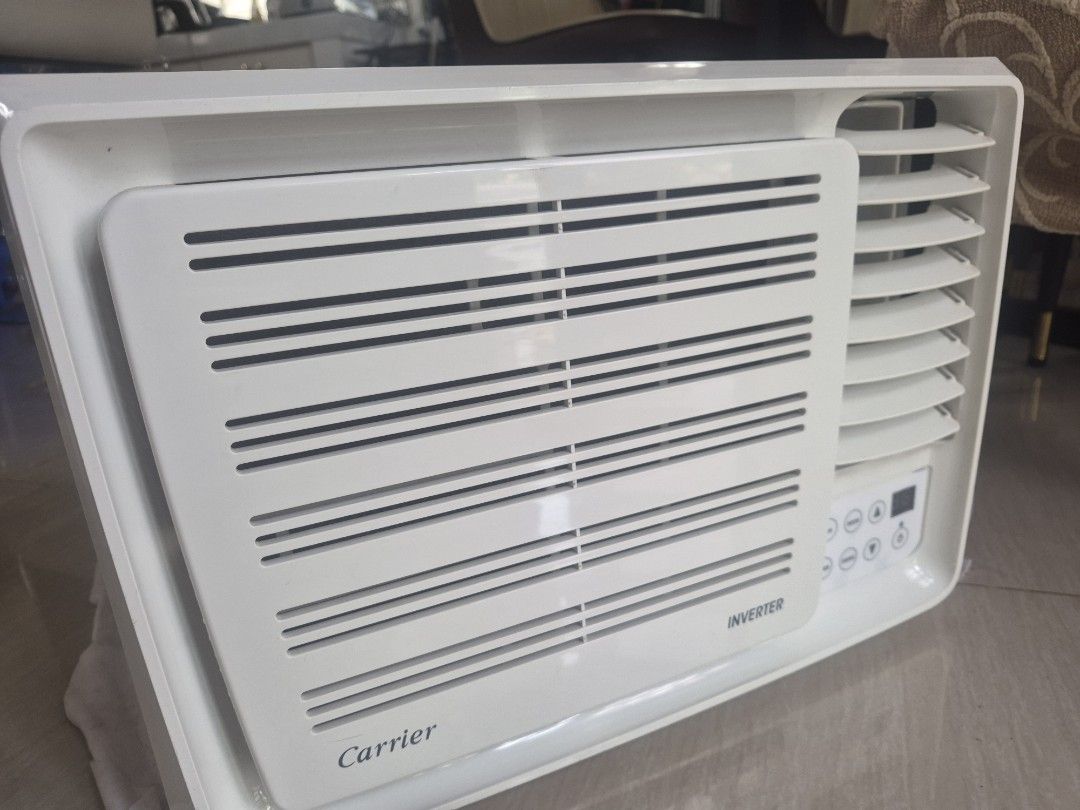 Carrier Inverter Window Type Aircon 1HP (Category: Air Conditioning and Heating) located in Manila. Submitted by zoenavarro0429 (Listing ID 1452949760, Image 3). Description: - Carrier window type aircon - Inverter technology for energy efficiency - Digital display and easy-to-use controls - Features: fan, mode, timer, swing functions - Great for cooling your room - Unit is clean and ready for installation.