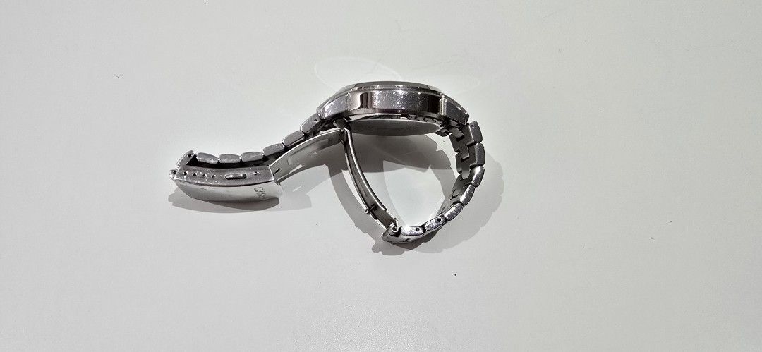 Casio watch (Category: Watches) located in Singapore. Submitted by mkb6767 (Listing ID 1453047813, Image 3). Description: .