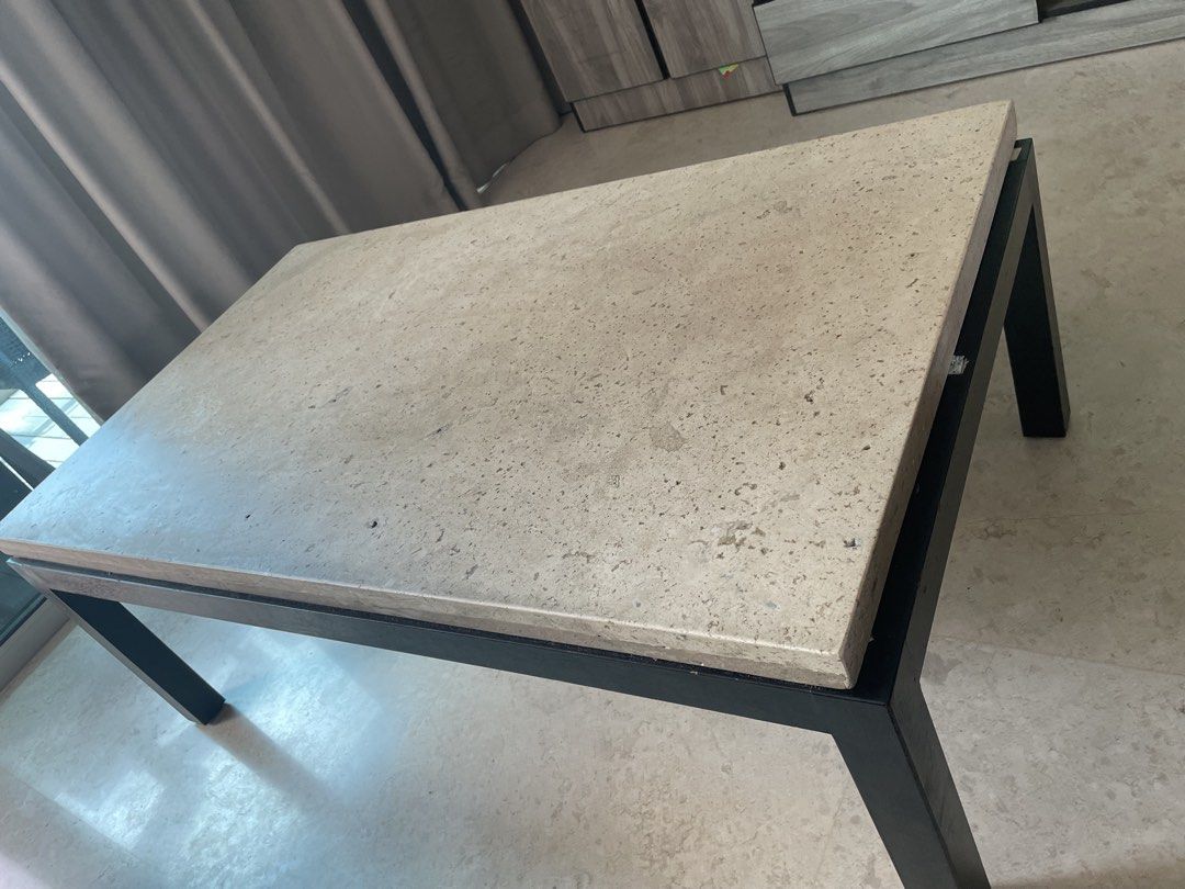 Centre table (Category: Tables & Sets) located in Singapore. Submitted by tiateddy (Listing ID 1452899369, Image 1). Description: .