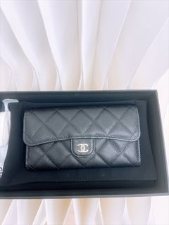 （分類：）位於 。 由 heras.luxury 提交（商品編號 1453031282，圖片 1）。簡介： 。