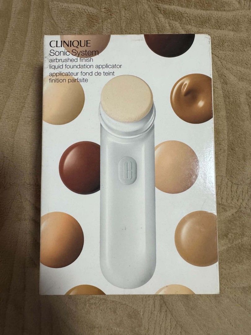 Clinique Sonic airbrush (Category: Makeup) located in Quezon City. Submitted by chervys (Listing ID 1452984068, Image 1). Description: brandnew never been used almost around 5k in malls.