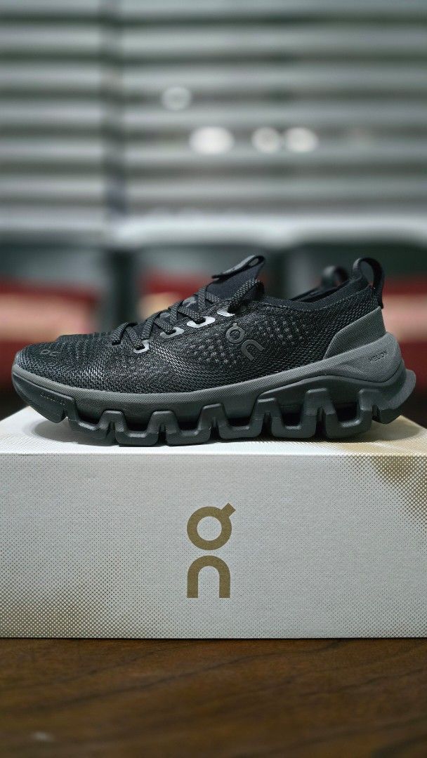 Cloud X Tempo – Black | Eclipse (Category: Sneakers) located in Marikina City. Submitted by youngwater_2b86c8 (Listing ID 1453040488, Image 1). Description: Cloud X Tempo – Black | Eclipse Size: US men's 10 (Newest Oncloud release) Oncloud website price: 10,990❌️ My price: 9,485✅️ ✅ 100% Authentic — 3x your money back if proven fake. 💯 📦 Brand New | Complete with original box & shoetrees 📍 Location: Marikina 🚚 Shipping: • Lalamove (same-day, 