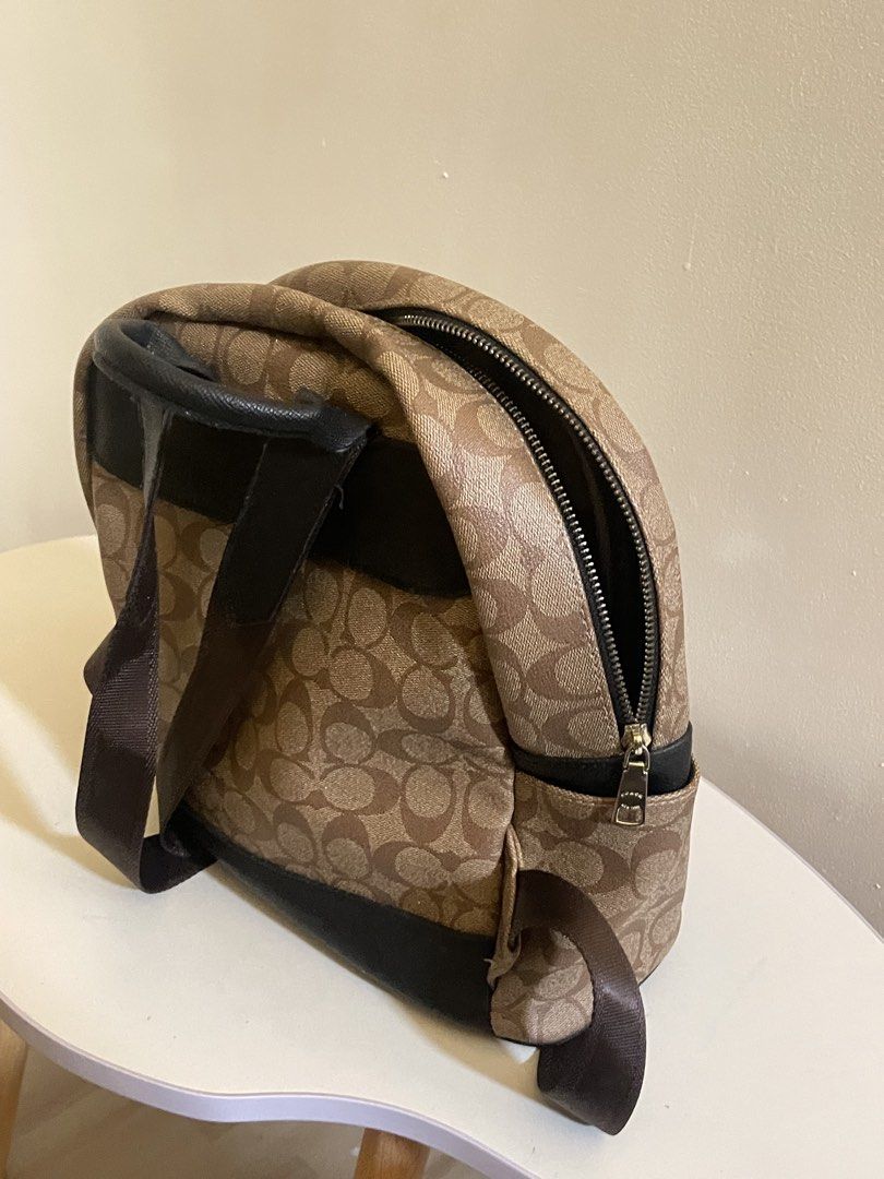 Coach backpack (Category: Backpacks) located in Taguig. Submitted by declutterwithtally (Listing ID 1452930681, Image 3). Description: .