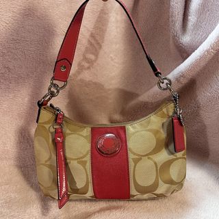 (Category: ) located in . Submitted by kmvida (Listing ID 1452906389, Image 1). Description: .